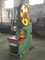 馬鞍山市博爾特重工機械設(shè)備廠 專業(yè)鋁設(shè)備供應(yīng)，引領(lǐng)沖床及配套設(shè)備創(chuàng)新